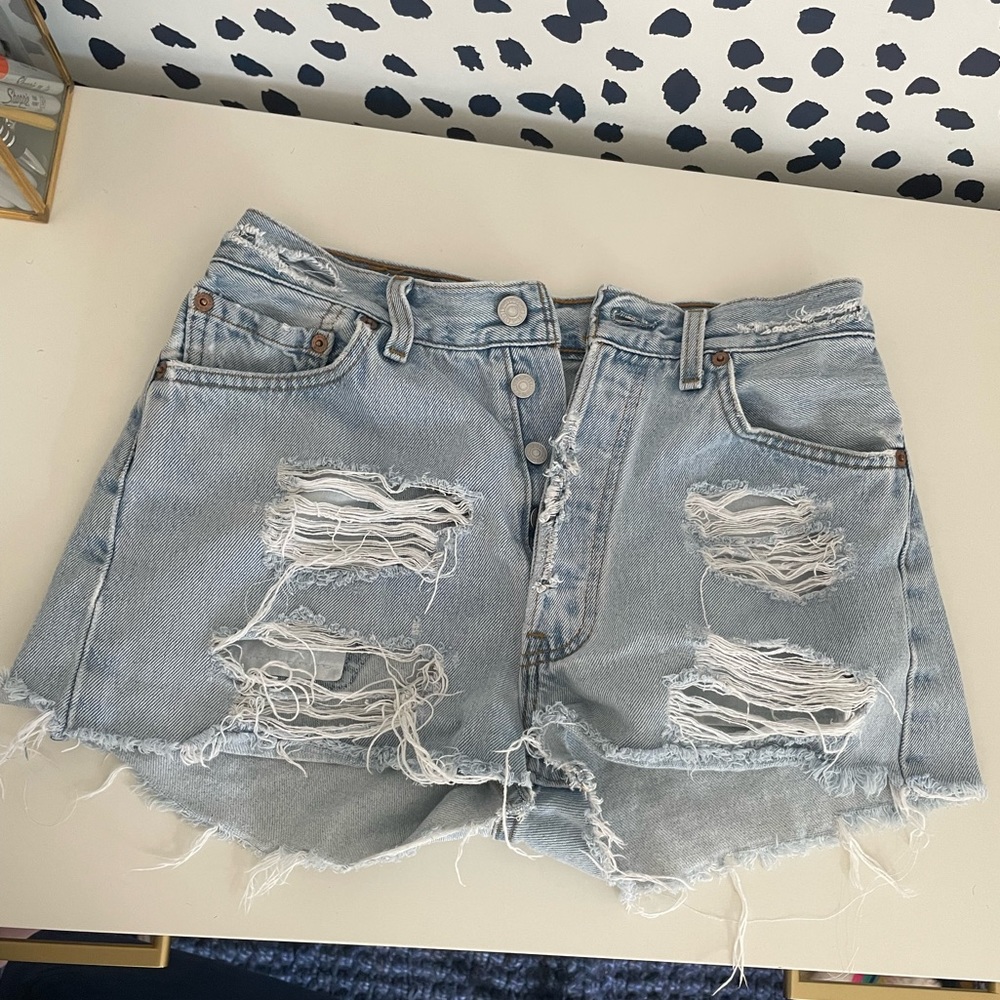 VINTAGE LEVIS SIZE 27
